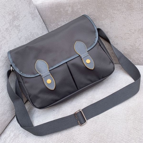 

spring and summer 2020 new fold postman bag business bag men and women general single shoulder messenger bag size 33 *25 *10cm