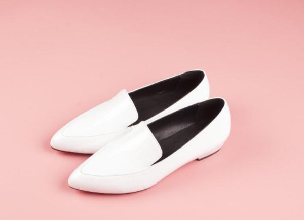 

send 2018 new style spring autumn flat bottom pointed end women shoes, Black