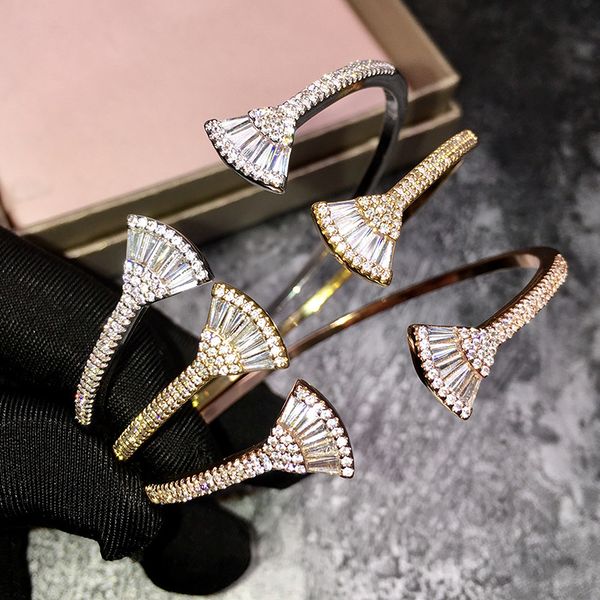 

luxury designer jewelry women cuff love bracelets for women crystal fan-shaped ladder small skirt opening charm bracelet bangles lady, Golden;silver