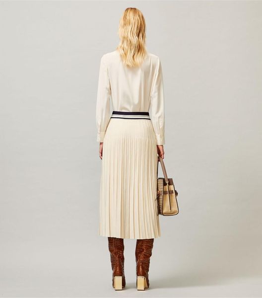 

new autumn winter temperament lady elegant solid stripe simplicity pleated knitted skirt women plus size skirt, Black