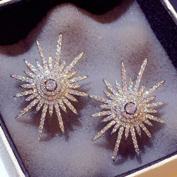 Quente novo designer de moda super brilhante diamante zircão strass sol flor brincos para mulheres meninas sier pin