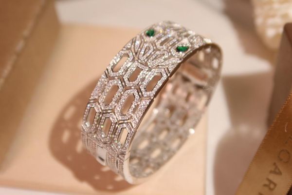 

new s925 sterling silver full brick luxury temperament noble hollow bracelet fashion atmosphere high-end designer brand bracelet, Black