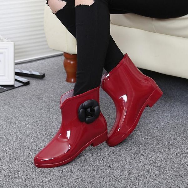 

new arrival rain boots waterproof flat with shoes woman rain shoes water rubber ankle boots bowtie, Black;red