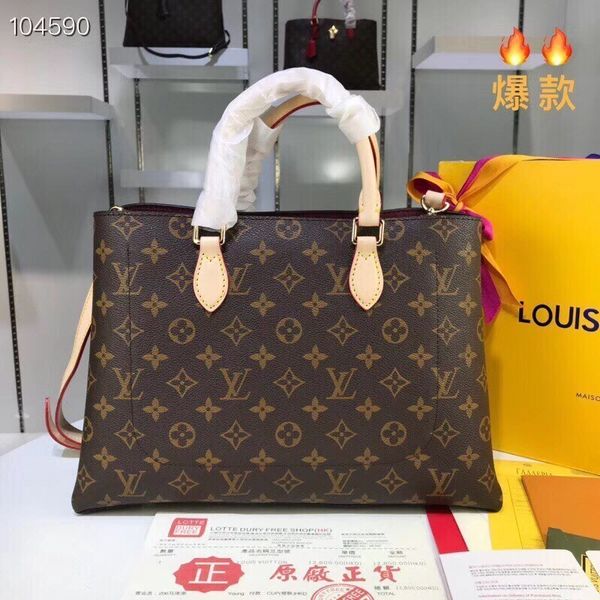 

2019 пространство леди, полное сокровищ