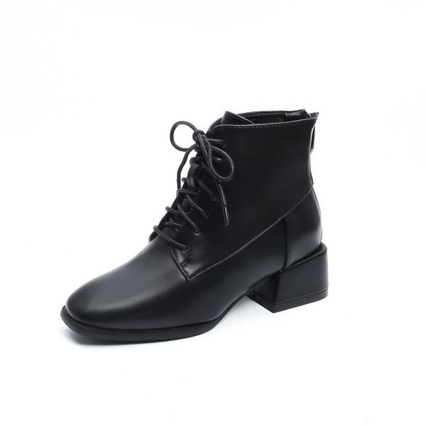 

2020 autumn and winter simple square head short boots straps thick and soft leather wild women's boots, Black