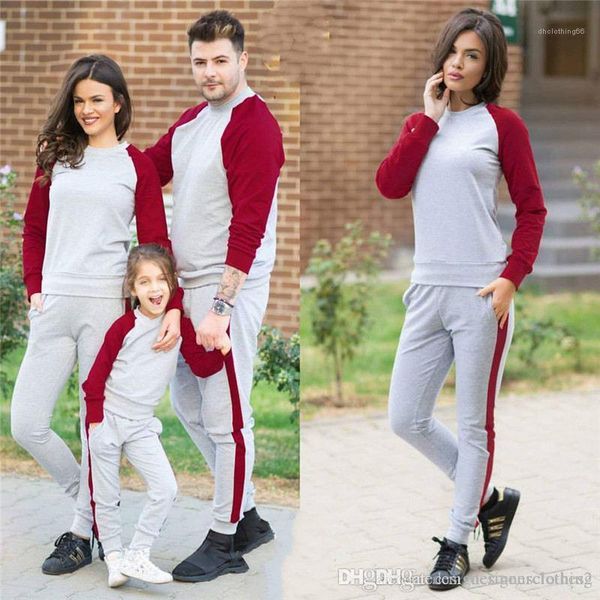 

plus size family long sleeve o neck couples 2pcs sets autumn striped printed sports tracksuits designer mens tracksuits, Gray