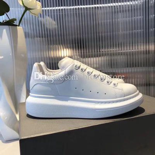 

shell glitter lace-up кроссовки для женщин мужчины заклепки украшенные квартиры унисекс шипы платформа повседневная обувь большой размер 34, Black