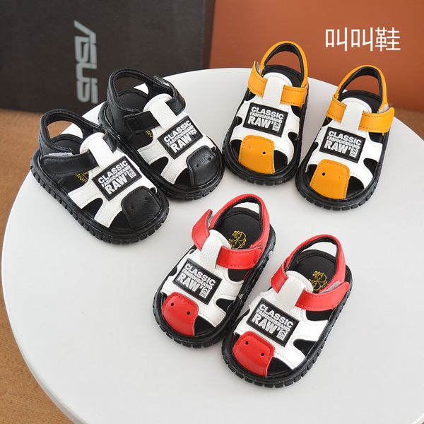 

summer baby girls squeaky anti-slip soft soled sandals, Black;red