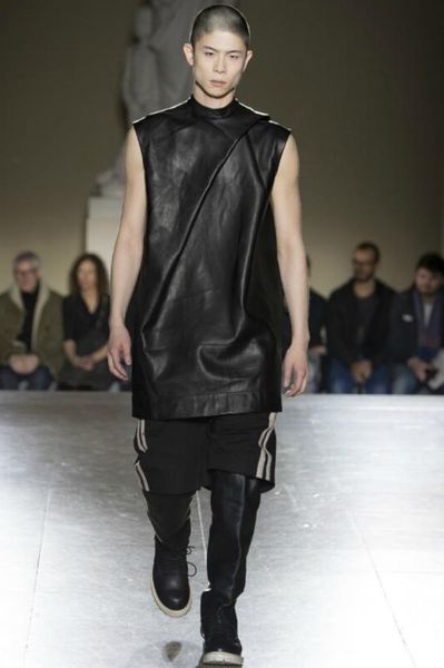 

men's vests 2021 clothing hair stylist walking show front folding imitation leather sleeveless pu vest plus size male singer costumes, Black;white