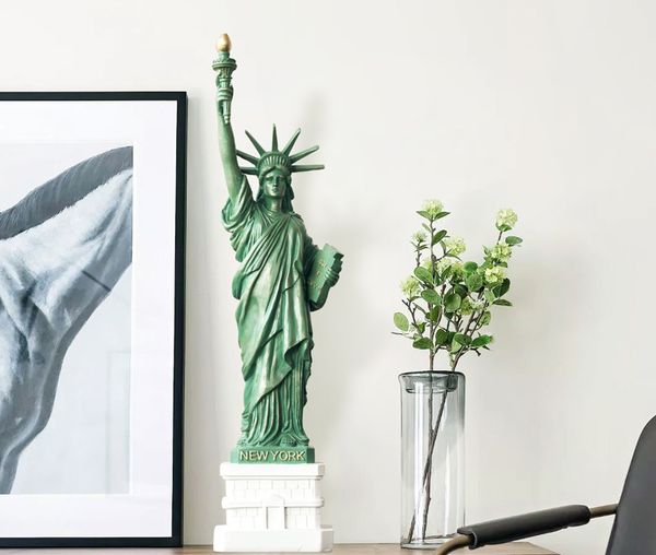 Statue Of Liberty Home Character Model Decoration Office Desk