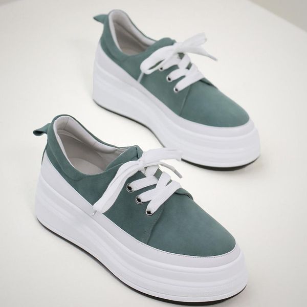 

2019 new vintage natural suede leather flat platform sneakers round toe lace up driving shoes casual vulcanized shoes for women, Black