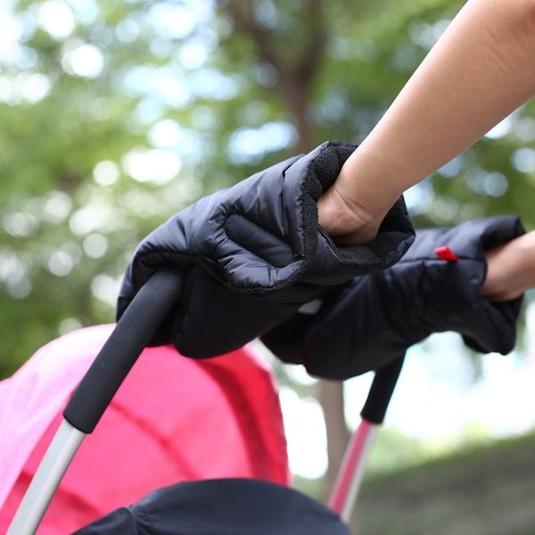 

1 pair baby pram stroller gloves winter warm thick waterproof anti-e gloves kids pram pushchair hand muff