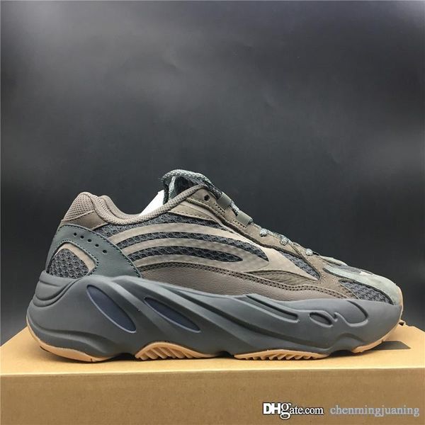 

700 v2 cement static mauve sneaker 700 v2 kanye west wave runner men women designer sneakers running shoes with box