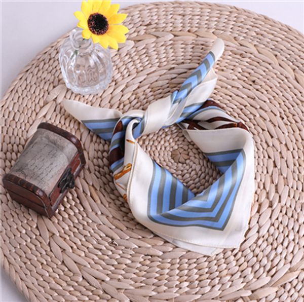 

2019 fashion new foreign trade silk small square towel womens mulberry silk small square towel 50x50cm, Blue;gray