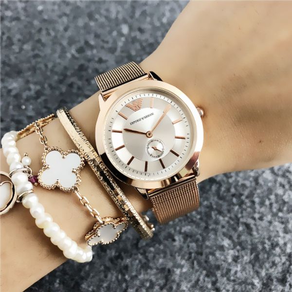 

Flores decorativas & Coroas apparel777