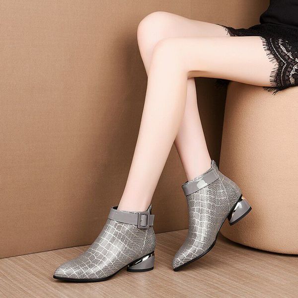 

pointed toe low heel ankle boots women snake print ankle boots women short booties for ladies 2019 winter shoes woman, Black
