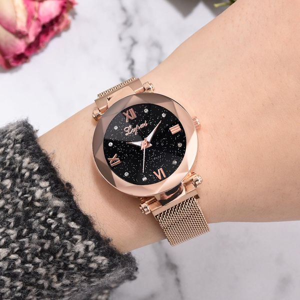 

elegant women quartz watch alloy lady bracelet watch dial quartz casual wrist gifts 2019, Slivery;brown