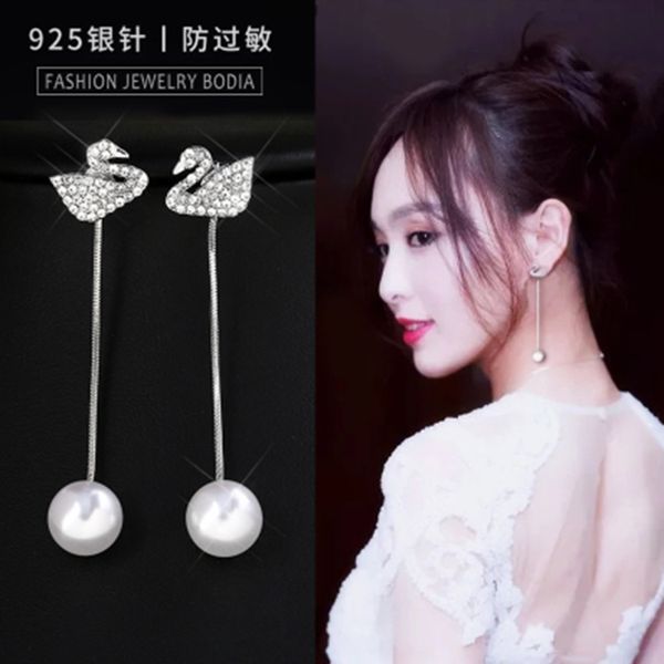 

online celebrity elegant high grade sense white swan ear stud s925 fine silver needle earrings women's south korea cool versatil
