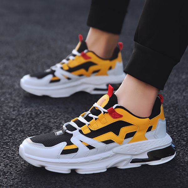 Günstiger Verkauf Atmungsaktive Laufschuhe Schwarz Weiß Orange Grau Plateau Mesh Leder Herren Trainer Sport Sneakers Größe 39-44 Hergestellt in China