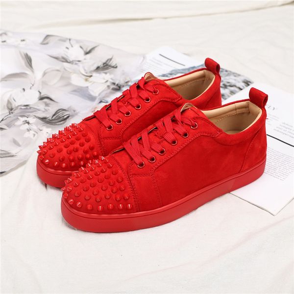

new 2019 designer sneakers red bottom shoe low cut suede spike luxury shoes for men and women shoes party wedding crystal leather sneakers, Black