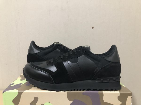 

Sapatos ocasionais acesneaker