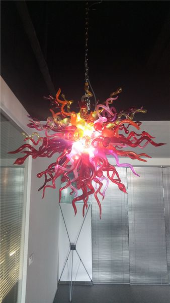 Lampada a forma di fuochi d'artificio a forma di fiore Lampadari in vetro a LED insoliti rossi Lampadario in vetro soffiato a mano per decorazioni natalizie