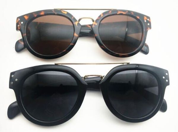 

new trend retro street shooting rivet fashion cl sunglasses 41043, White;black