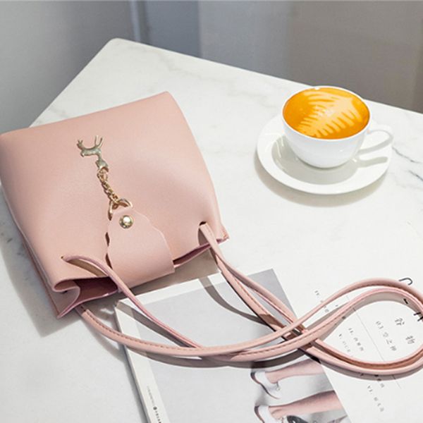 

ladies small messenger bag 2020 new deer pendant bucket bag fashion coin purse mobile phone shoulder bags for women