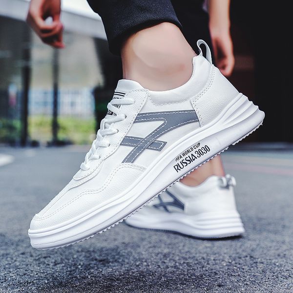 

the new summer 2020 men's breathable canvas shoes korean version of the trend of men and casual sports shoes white male, Black