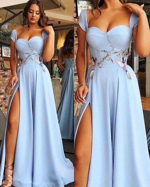 

2020 split side evening dresses sweetheart a line satin lace applique zipper sweep train ruched celebrity prom dress, Black;red