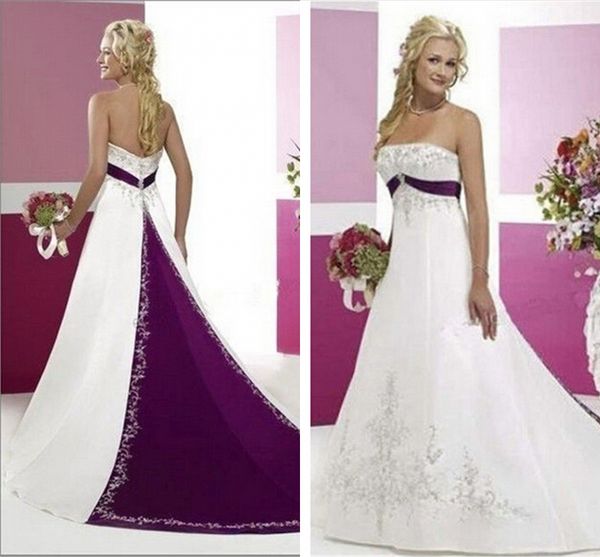 

Strapless Vintage Country Wedding Dresses Lace Up Back Embroidery Bodice Robe De Mariage Bridal Gowns Sweep Train Satin A Line Dress