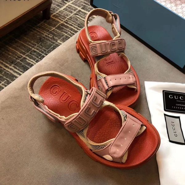 

2020 fashion luxury studded sports sandals luxury diamond men and women casual sandals fashion leather outdoor beach shoes, Black