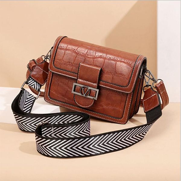 

женская сумка простой дикий плечо сумка крокодил узор широкий плечевой ремень ретро небольшой квадрат