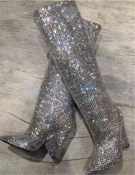 Hot venda- Inverno Luxo Cristal Mulheres Pointy Toe Joelho Botas Sexy Chunky Heel Bota Slip On Ladies Cavaleiro Botas Rhinestone Mulher Botas