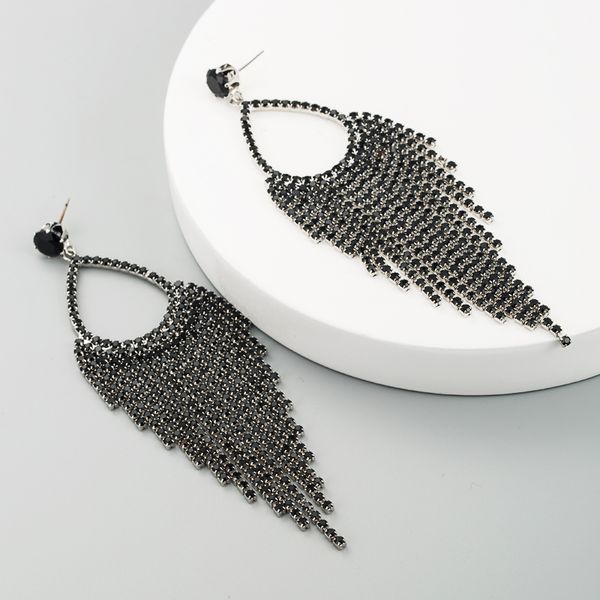

korean rhinestone chandelier earrings classy lady oval shape long claw chain tassel earrings fashion drop jewelry 2020, Silver