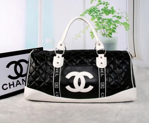 

2019 Hot brand designer ladies and womens shoulder bag Messenger bag shell bag fashion small crossbody handbag Good quality bags wallets A09