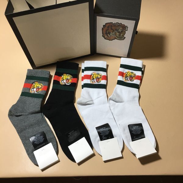 

2019 fashion r classic socks brand embroidered lovely bee wolf tiger head elasticized cutton men socks 4 pairs original box, White;pink