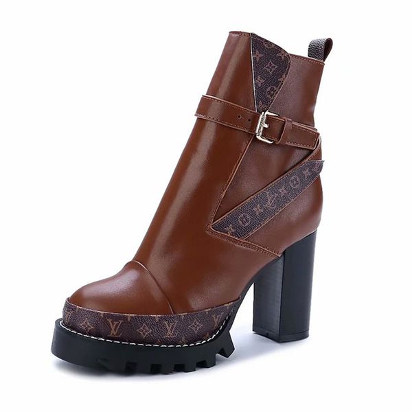 

european station autumn and winter super high-heeled platform thick with ankle boots female retro round head belt buckle martin boots, Black
