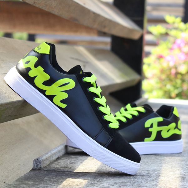 

2020 trend men and women sports casual shoes couple casual shoes men's running