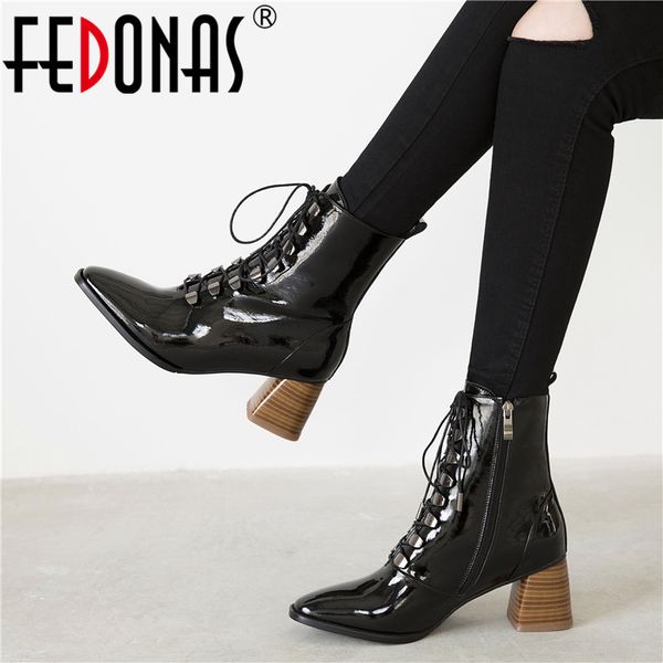 

fedonas 2020 winter warm genuine leather women ankle boots punk zipper motorcycle boots square toe high heels party shoes woman, Black
