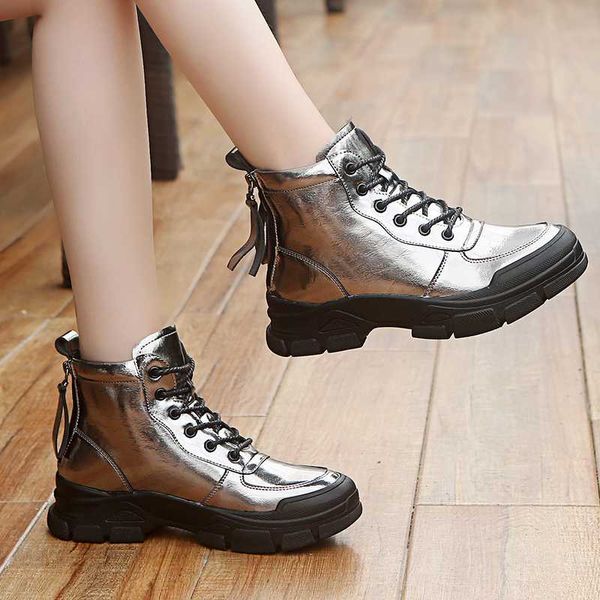 

2019 winter classic boots for women patent leather plush keep warm platform snow boots, Black