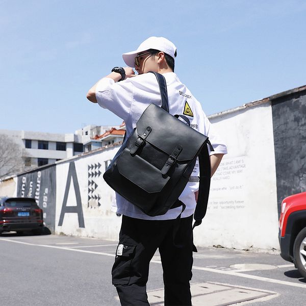 

korean version of the new mad horse leather men's shoulder bag trend european and american style schoolbag