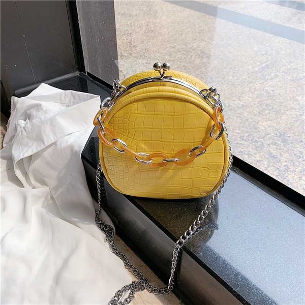

new 2020 summer lady small bag fashion popular texture chains shoulder clip buckle small bag casual messenger girl