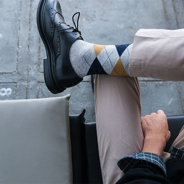 

cotton men socks british style diamond lattice socks for male business accessories middle tube cotton socks pack wholesale, Black