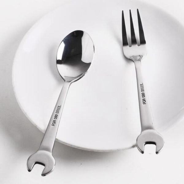 Forchetta cucchiaio a forma di chiave creativa Cucina di casa Stoviglie in acciaio inossidabile Frutta Dessrt Forchette per insalata Posate