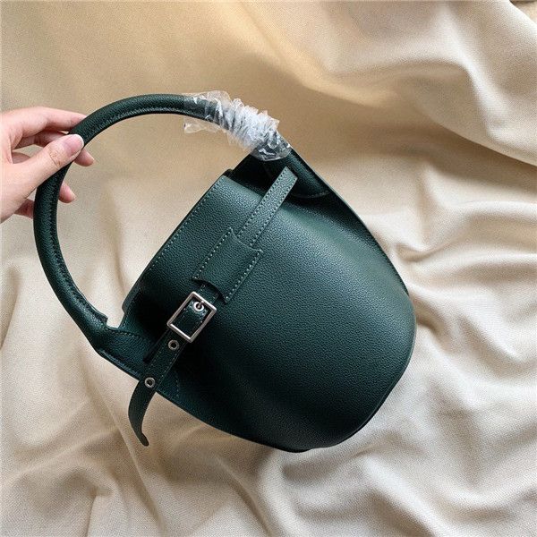 

ladies fashion retro leather bucket bag small portable 20cm cute mini bag casual simple wind shoulder messenger bag