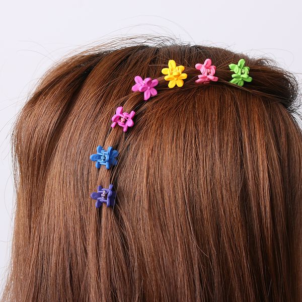 

random color cute children girls barrettes hairpins small flowers gripper 4 claws plastic hair clip clamp hair accessories, Golden;silver