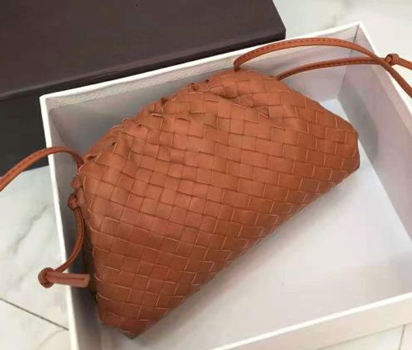 

autumn and winter fashion trend package exquisite workmanship 19 latest bag female preparation package