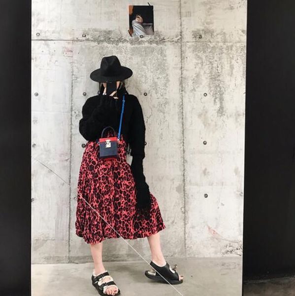 

fall new women's leopard over-the-knee retro dress, White;black