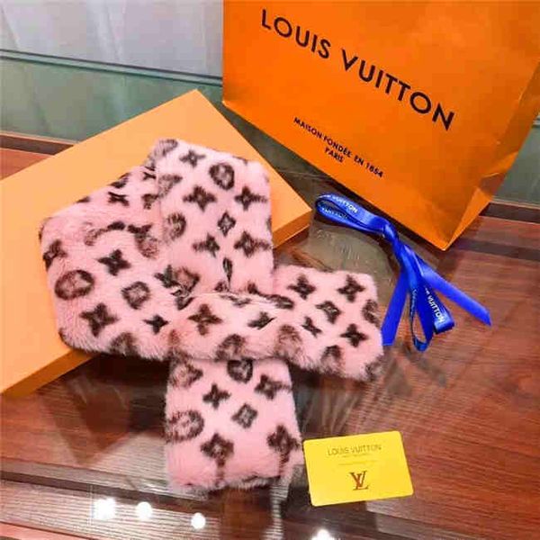 

new fashionable wool collar, beautiful and elegant winter warmth, suitable for high-end brands of men and women.ing, Blue;gray